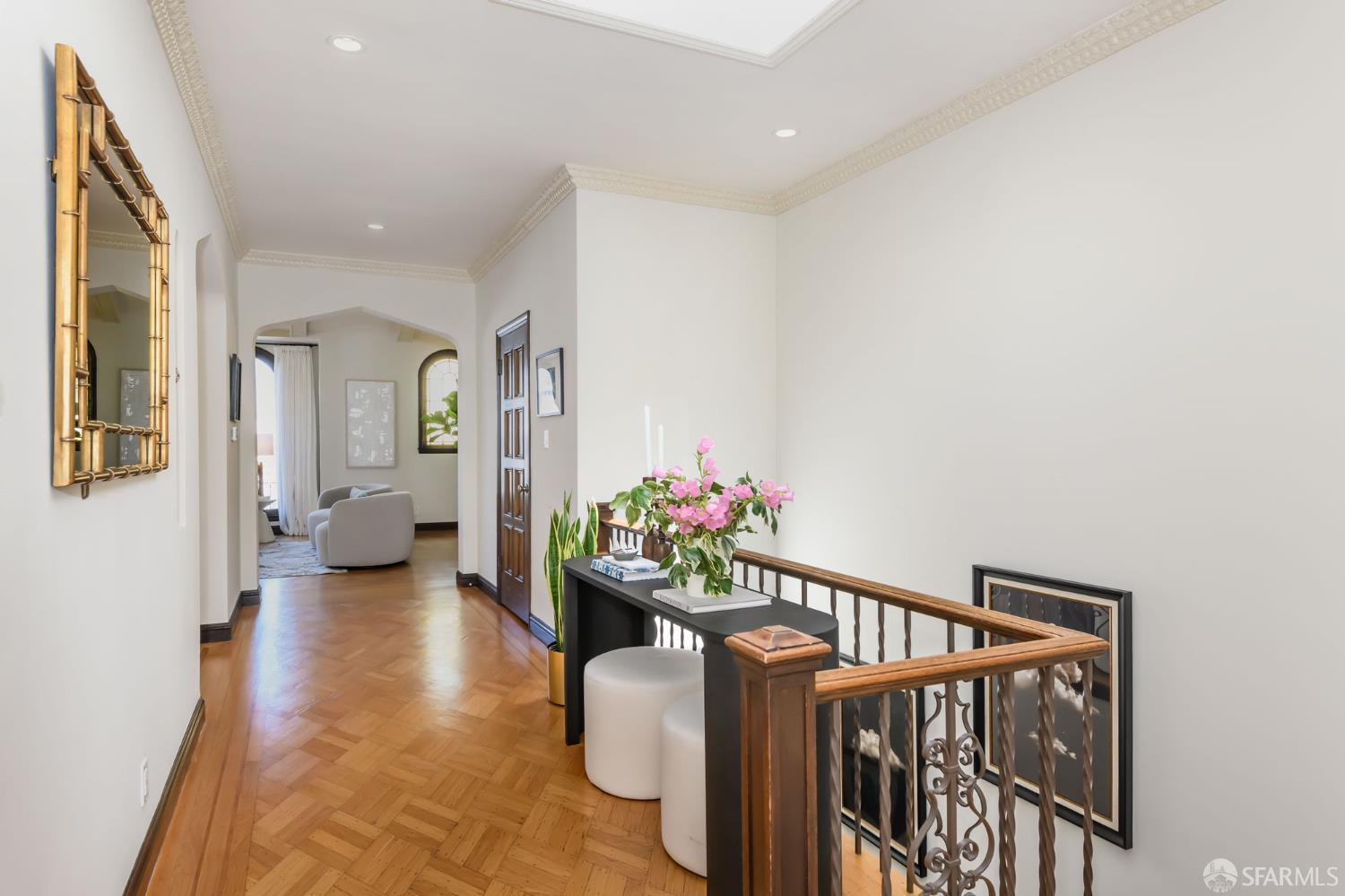 Photo #2: 425041781 Listing 