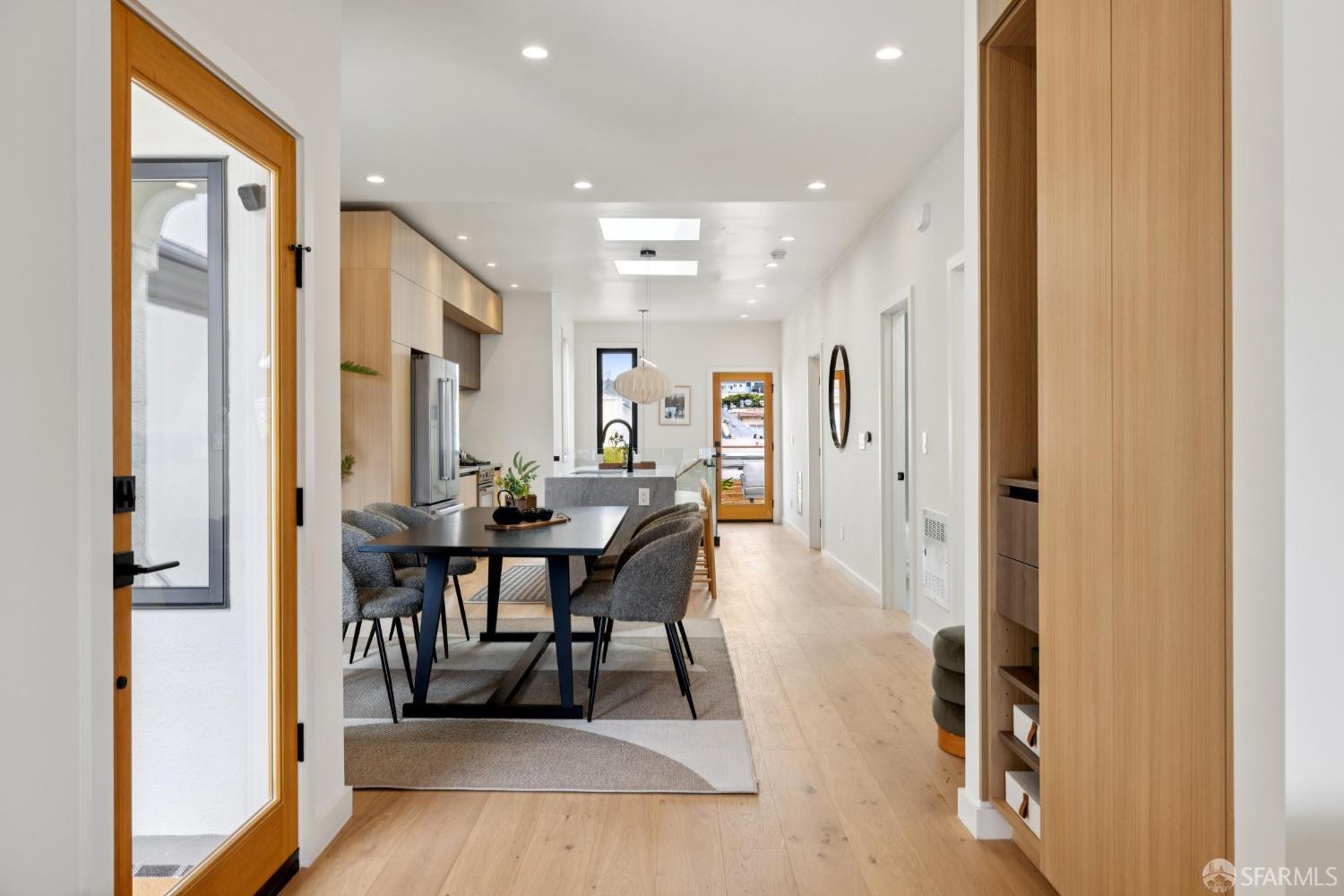 Detail Gallery Image 22 of 91 For 738 Athens St, San Francisco,  CA 94112 - 3 Beds | 3 Baths