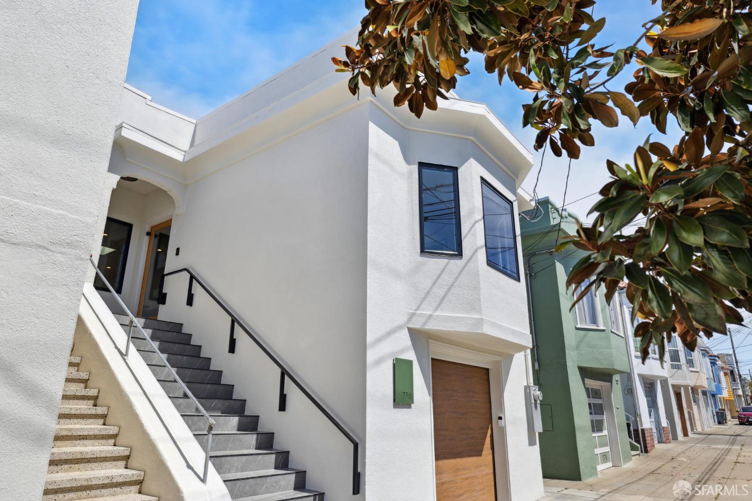 Detail Gallery Image 13 of 91 For 738 Athens St, San Francisco,  CA 94112 - 3 Beds | 3 Baths