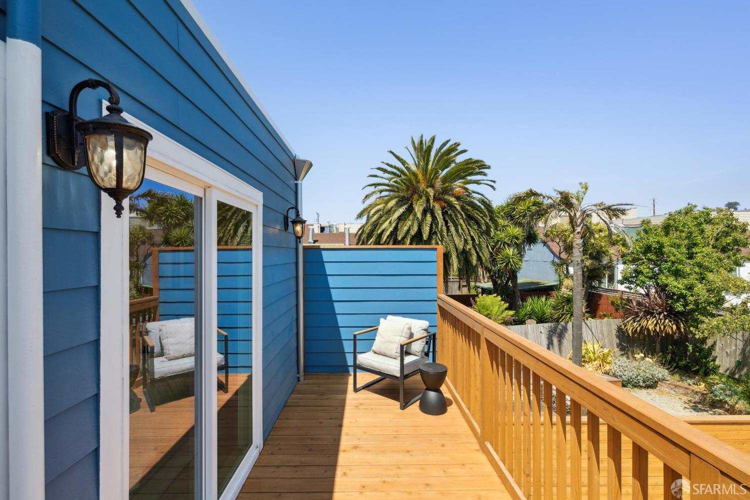 Detail Gallery Image 56 of 83 For 331 London St, San Francisco,  CA 94112 - 4 Beds | 3/1 Baths