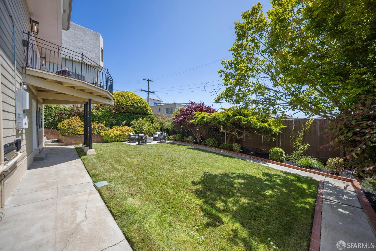 Detail Gallery Image 50 of 71 For 850 Darien Way, San Francisco,  CA 94127 - 5 Beds | 5/1 Baths