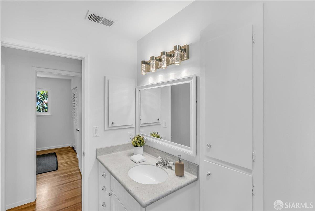 Detail Gallery Image 37 of 59 For 2083 Seacliff Dr, Milpitas,  CA 95035 - 4 Beds | 2 Baths