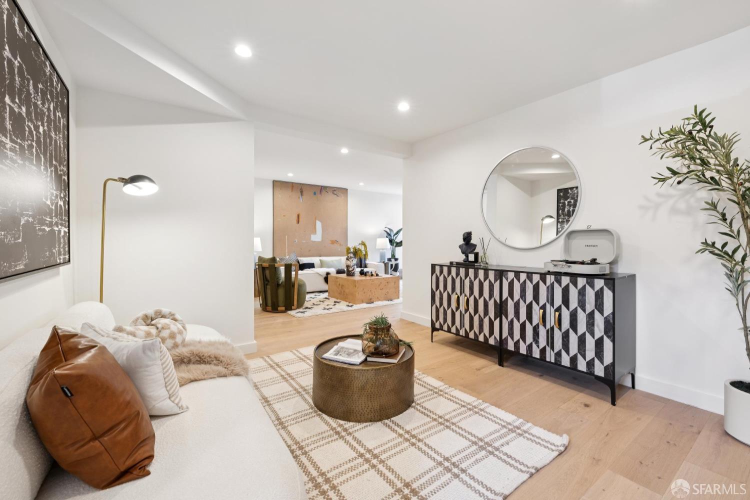 Detail Gallery Image 63 of 91 For 738 Athens St, San Francisco,  CA 94112 - 3 Beds | 3 Baths