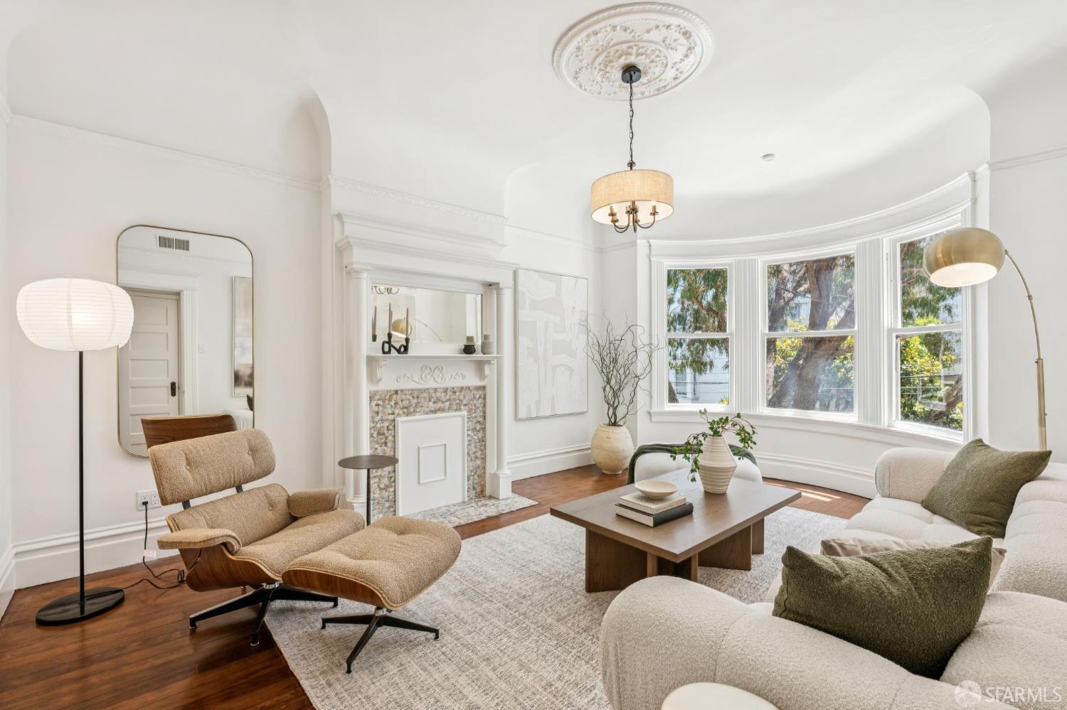Detail Gallery Image 3 of 52 For 1524 Mcallister St, San Francisco,  CA 94115 - 3 Beds | 1/1 Baths