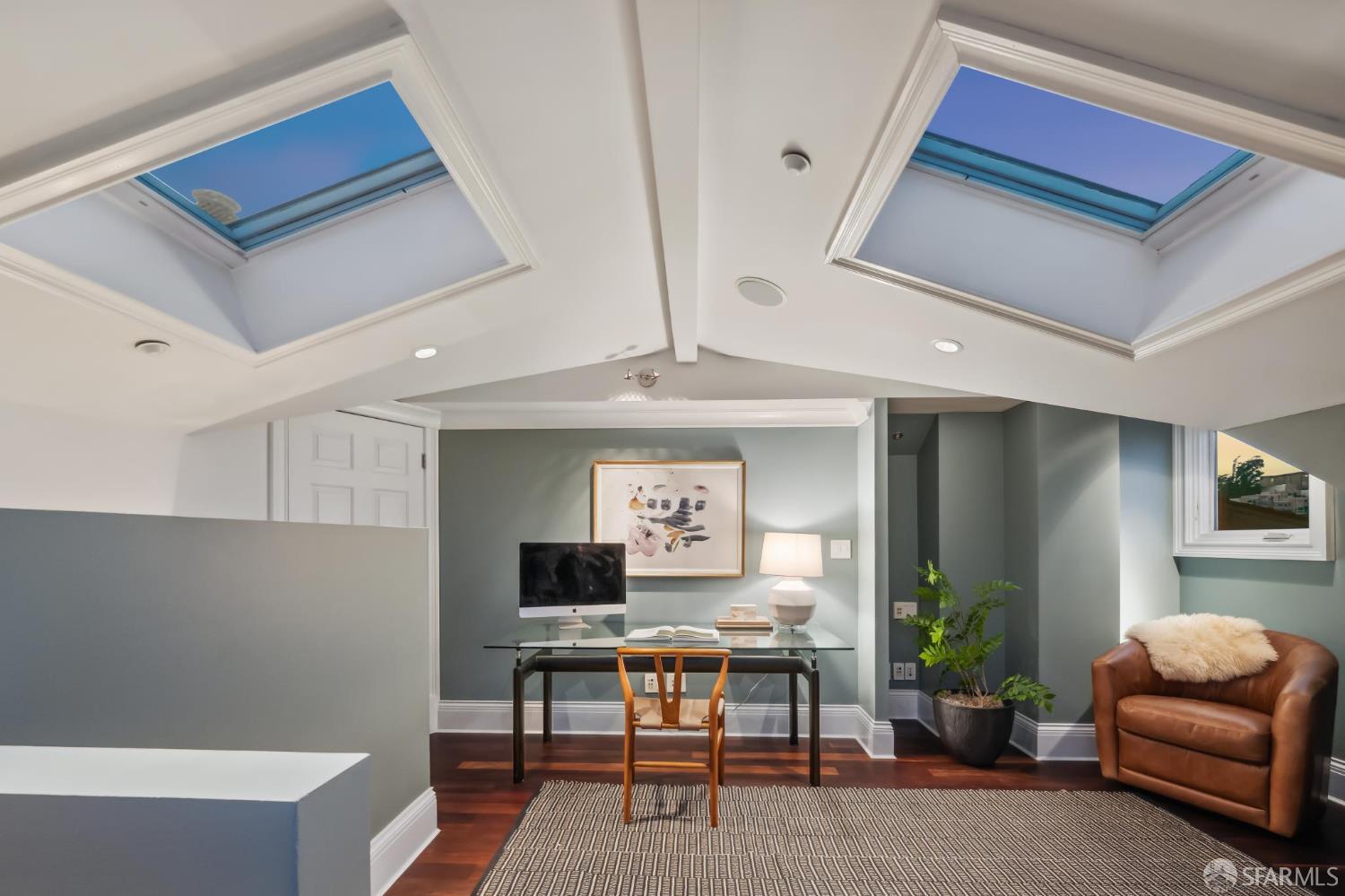 Detail Gallery Image 51 of 94 For 729 Douglass St, San Francisco,  CA 94114 - – Beds | – Baths