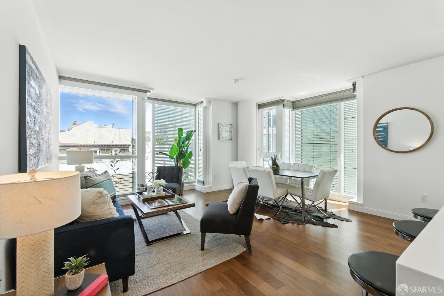 Photo #2: 425051177 Listing 