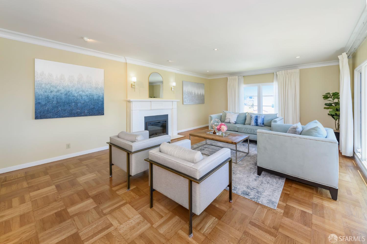 Detail Gallery Image 6 of 16 For 895 Darien Way, San Francisco,  CA 94127 - 4 Beds | 3/1 Baths