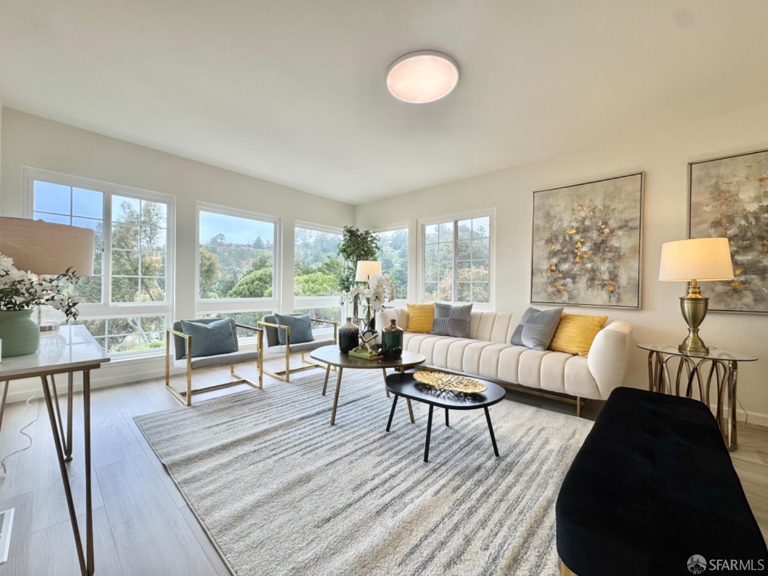 Detail Gallery Image 4 of 53 For 949 Yosemite Dr, Pacifica,  CA 94044 - 3 Beds | 2 Baths