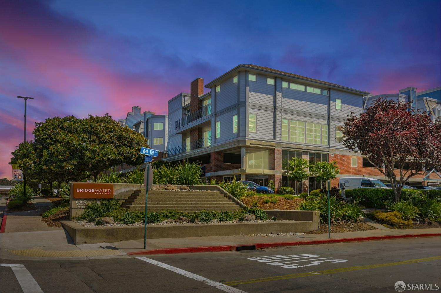 Detail Gallery Image 31 of 37 For 6400 Christie Ave #4415,  Emeryville,  CA 94608 - 1 Beds | 1 Baths
