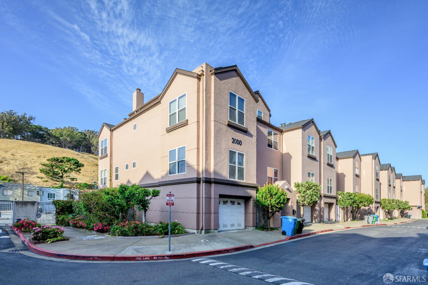 Detail Gallery Image 70 of 76 For 103 Stoneridge Ln #2210,  San Francisco,  CA 94134 - 3 Beds | 2 Baths