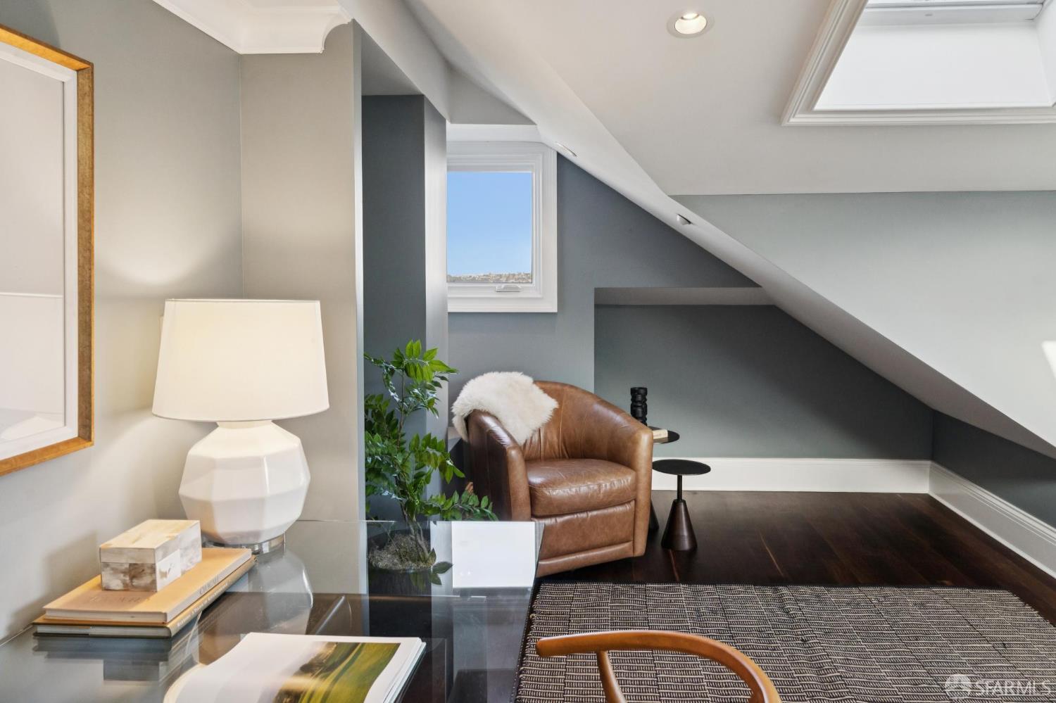 Detail Gallery Image 50 of 94 For 729 Douglass St, San Francisco,  CA 94114 - – Beds | – Baths