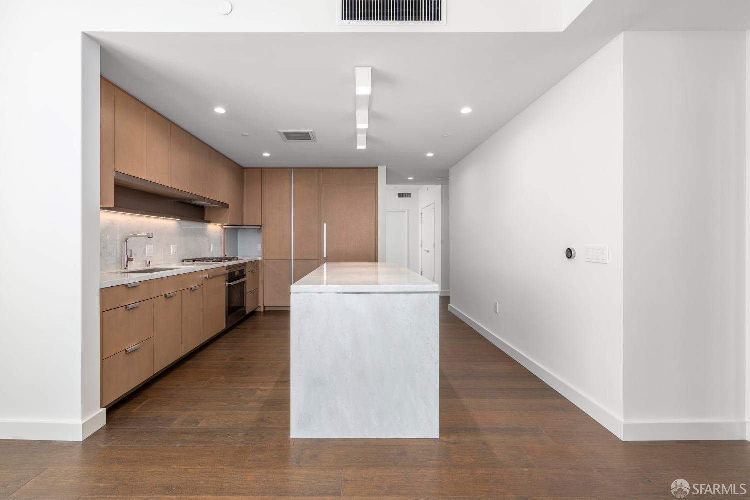 Detail Gallery Image 7 of 45 For 488 Folsom St #4305,  San Francisco,  CA 94105 - 2 Beds | 2/1 Baths