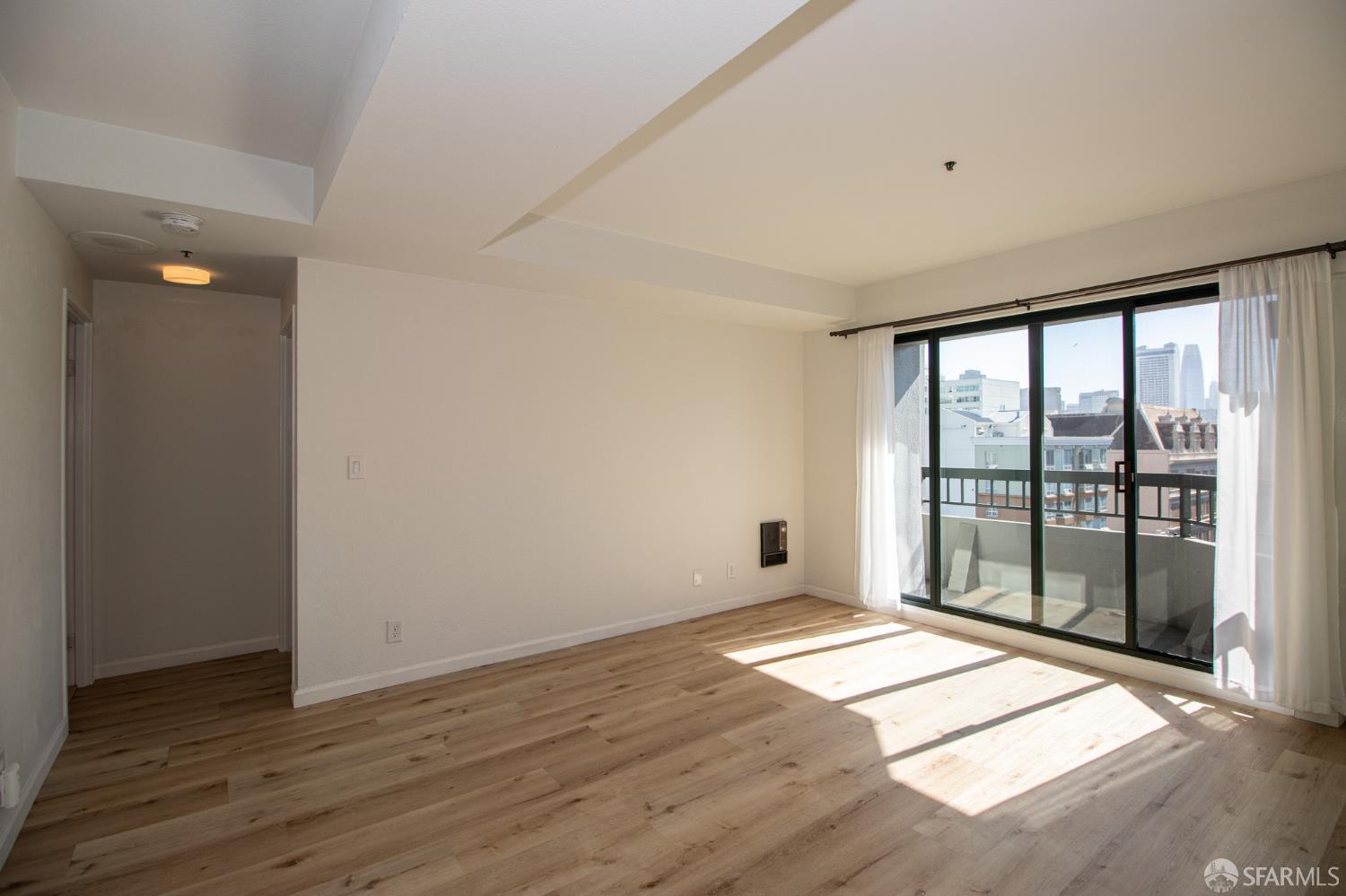 Photo #16: 425051696 Listing: Photo #16
