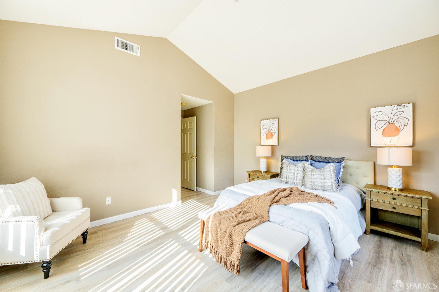 Detail Gallery Image 35 of 76 For 103 Stoneridge Ln #2210,  San Francisco,  CA 94134 - 3 Beds | 2 Baths