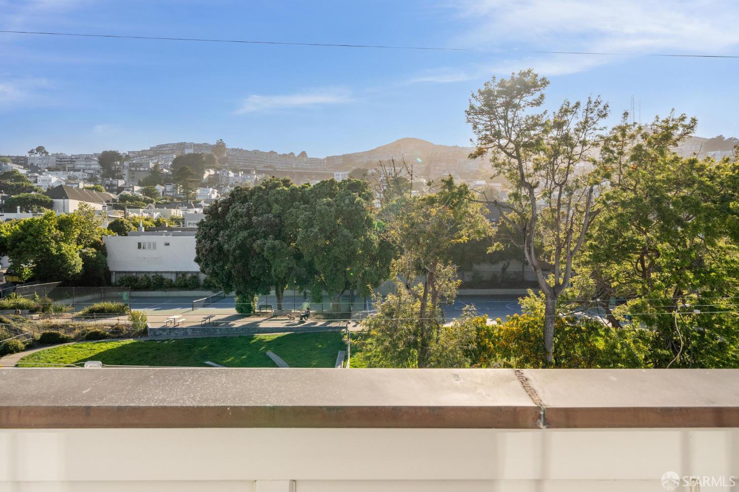 Detail Gallery Image 44 of 94 For 729 Douglass St, San Francisco,  CA 94114 - – Beds | – Baths