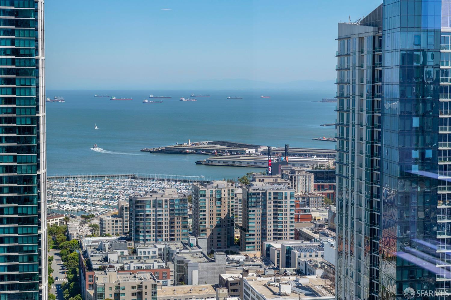 Detail Gallery Image 26 of 45 For 488 Folsom St #4305,  San Francisco,  CA 94105 - 2 Beds | 2/1 Baths