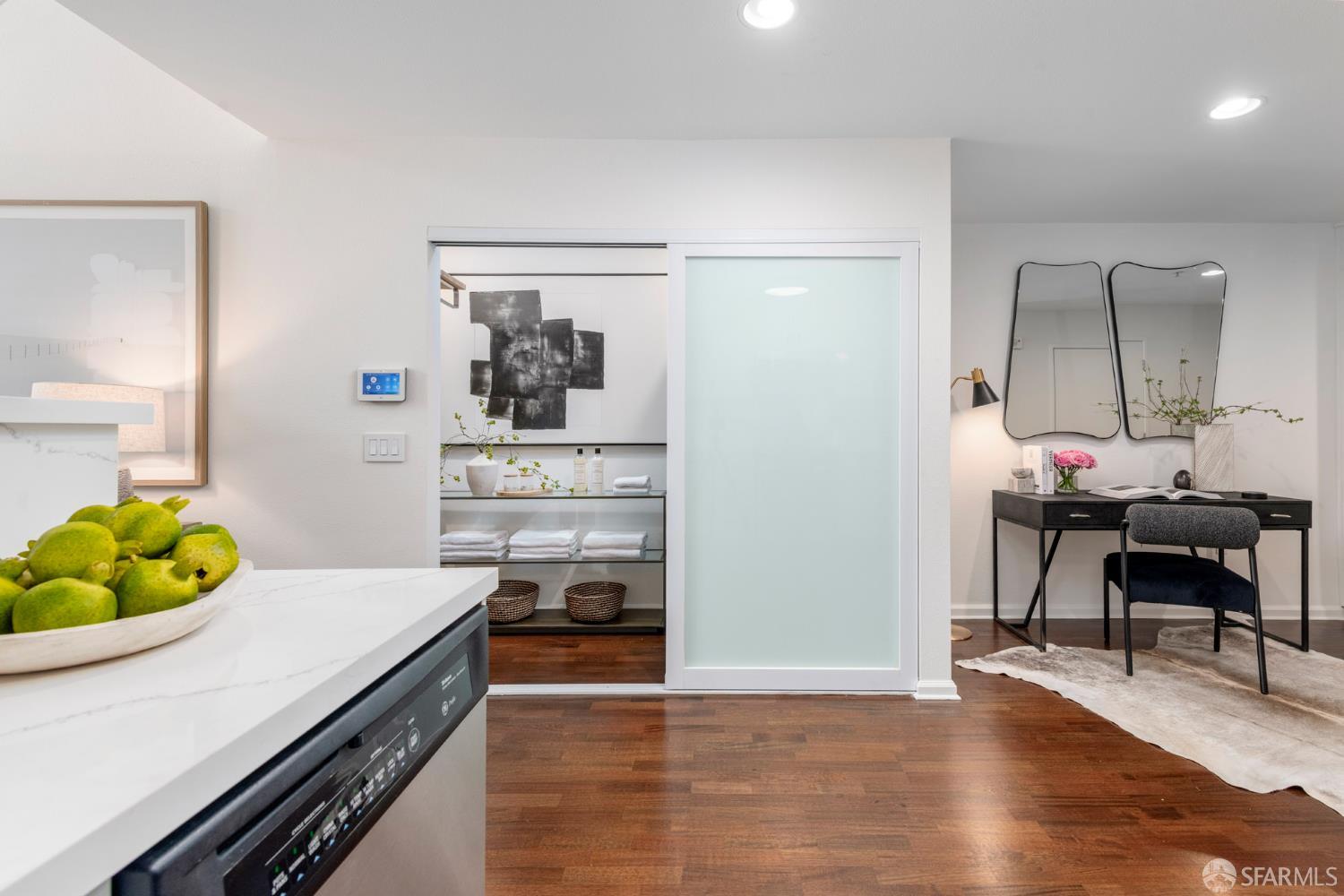 Detail Gallery Image 17 of 26 For 1970 Sutter St #107,  San Francisco,  CA 94115 - 1 Beds | 2 Baths