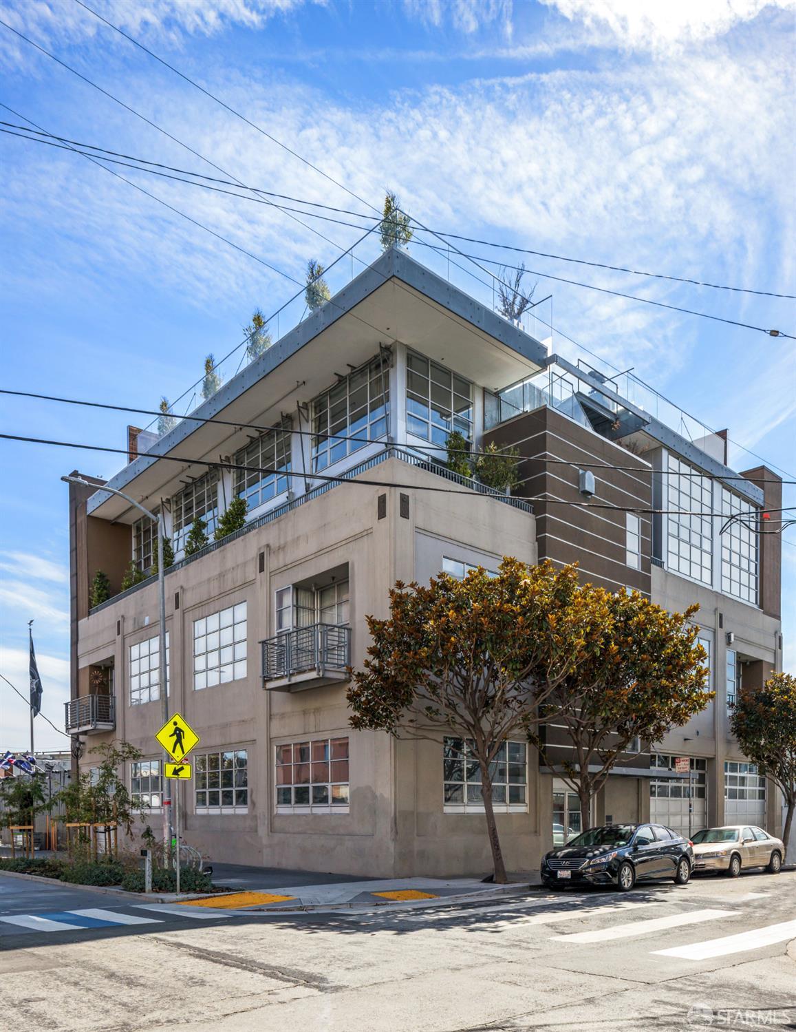 Detail Gallery Image 2 of 9 For 9 Bernice St, San Francisco,  CA 94103 - 3 Beds | 4 Baths