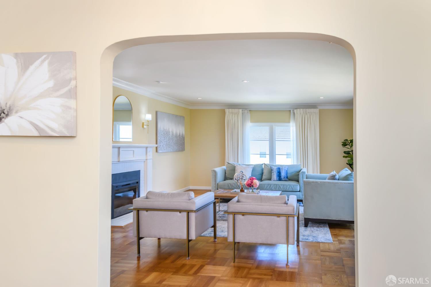 Detail Gallery Image 5 of 16 For 895 Darien Way, San Francisco,  CA 94127 - 4 Beds | 3/1 Baths