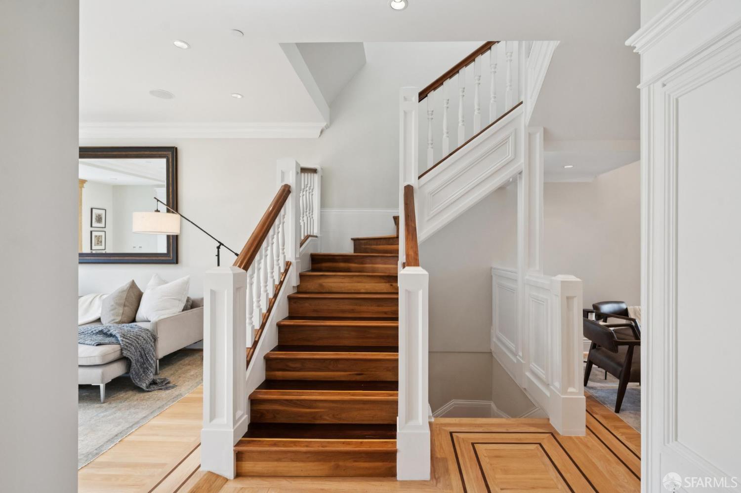Detail Gallery Image 24 of 94 For 729 Douglass St, San Francisco,  CA 94114 - – Beds | – Baths