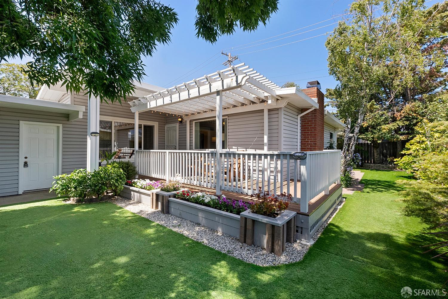 Detail Gallery Image 30 of 38 For 1811 Hamlet St, San Mateo,  CA 94403 - 3 Beds | 2 Baths