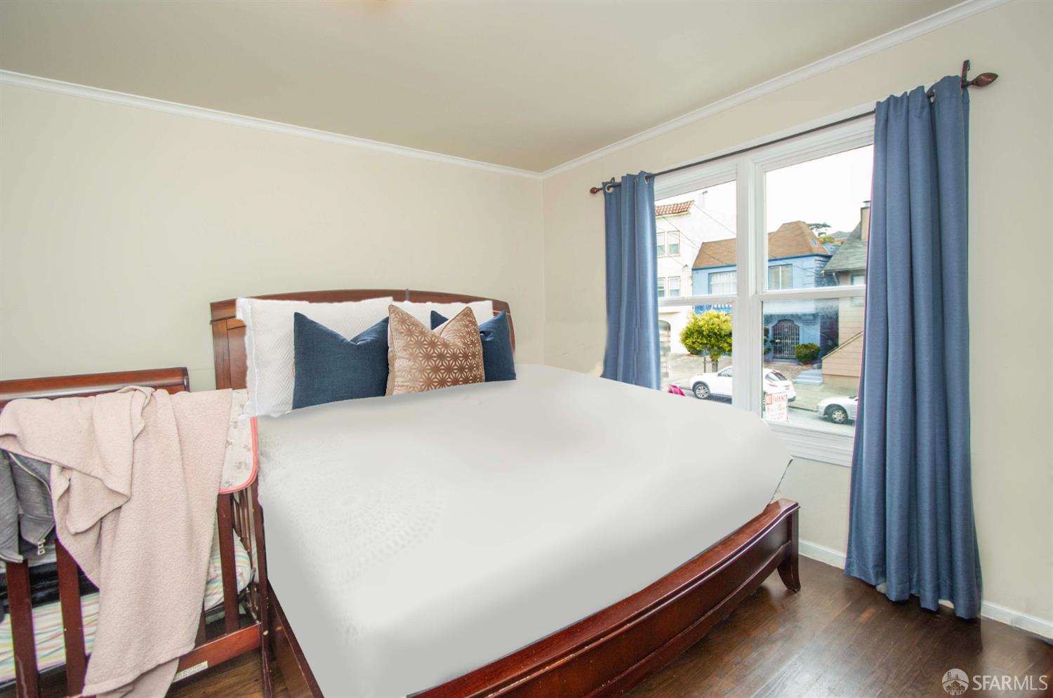Detail Gallery Image 6 of 25 For 2383 26th Ave, San Francisco,  CA 94116 - – Beds | – Baths