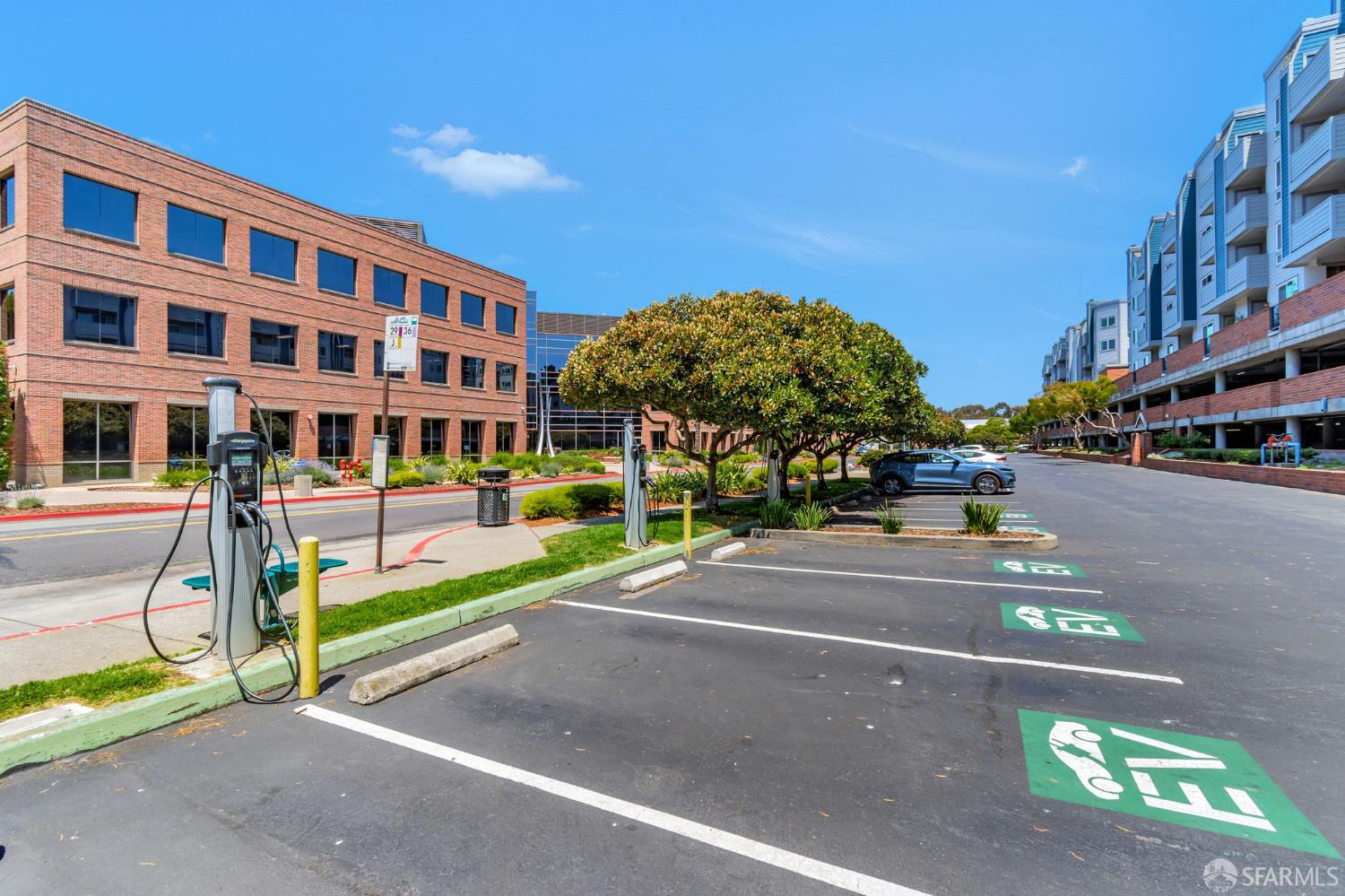 Detail Gallery Image 37 of 37 For 6400 Christie Ave #4415,  Emeryville,  CA 94608 - 1 Beds | 1 Baths