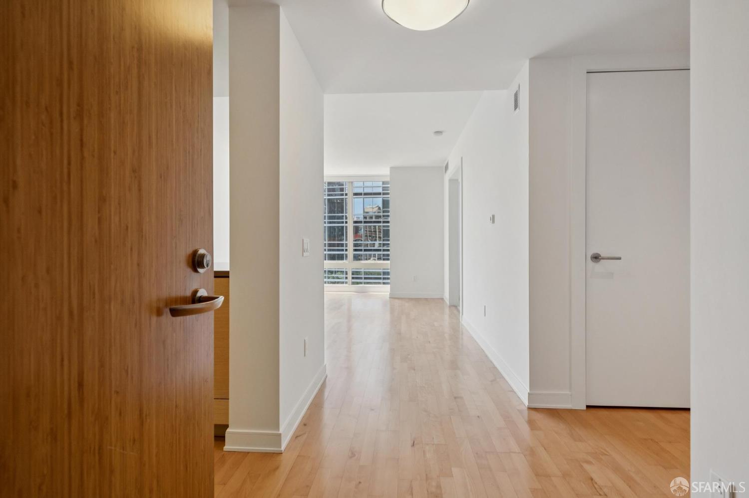 Photo #3: 425051305 Listing 