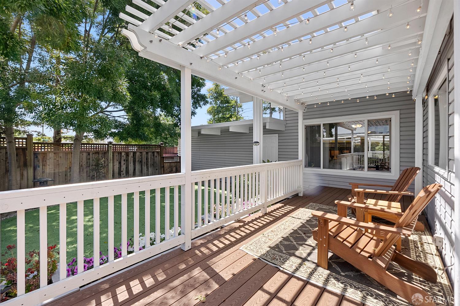 Detail Gallery Image 33 of 38 For 1811 Hamlet St, San Mateo,  CA 94403 - 3 Beds | 2 Baths