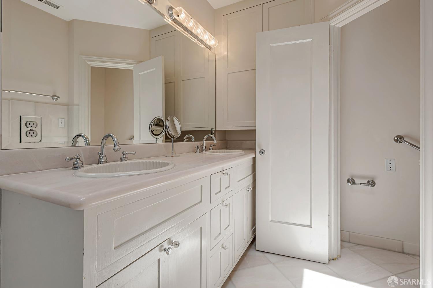 Detail Gallery Image 47 of 64 For 181 Marina Blvd, San Francisco,  CA 94123 - 3 Beds | 3/1 Baths