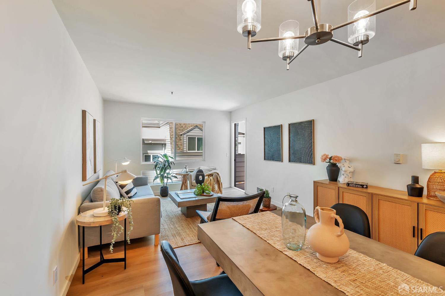 Detail Gallery Image 4 of 37 For 6400 Christie Ave #4415,  Emeryville,  CA 94608 - 1 Beds | 1 Baths