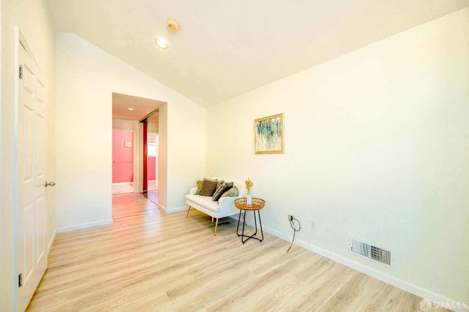 Detail Gallery Image 63 of 76 For 103 Stoneridge Ln #2210,  San Francisco,  CA 94134 - 3 Beds | 2 Baths