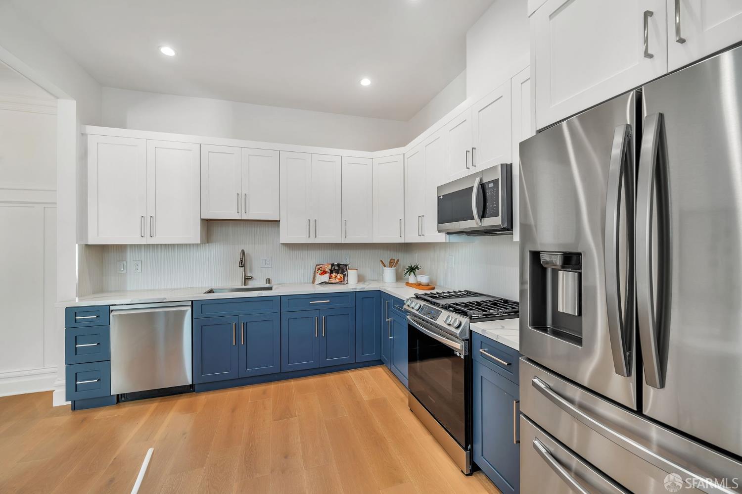 Photo #6: 425049936 Listing 