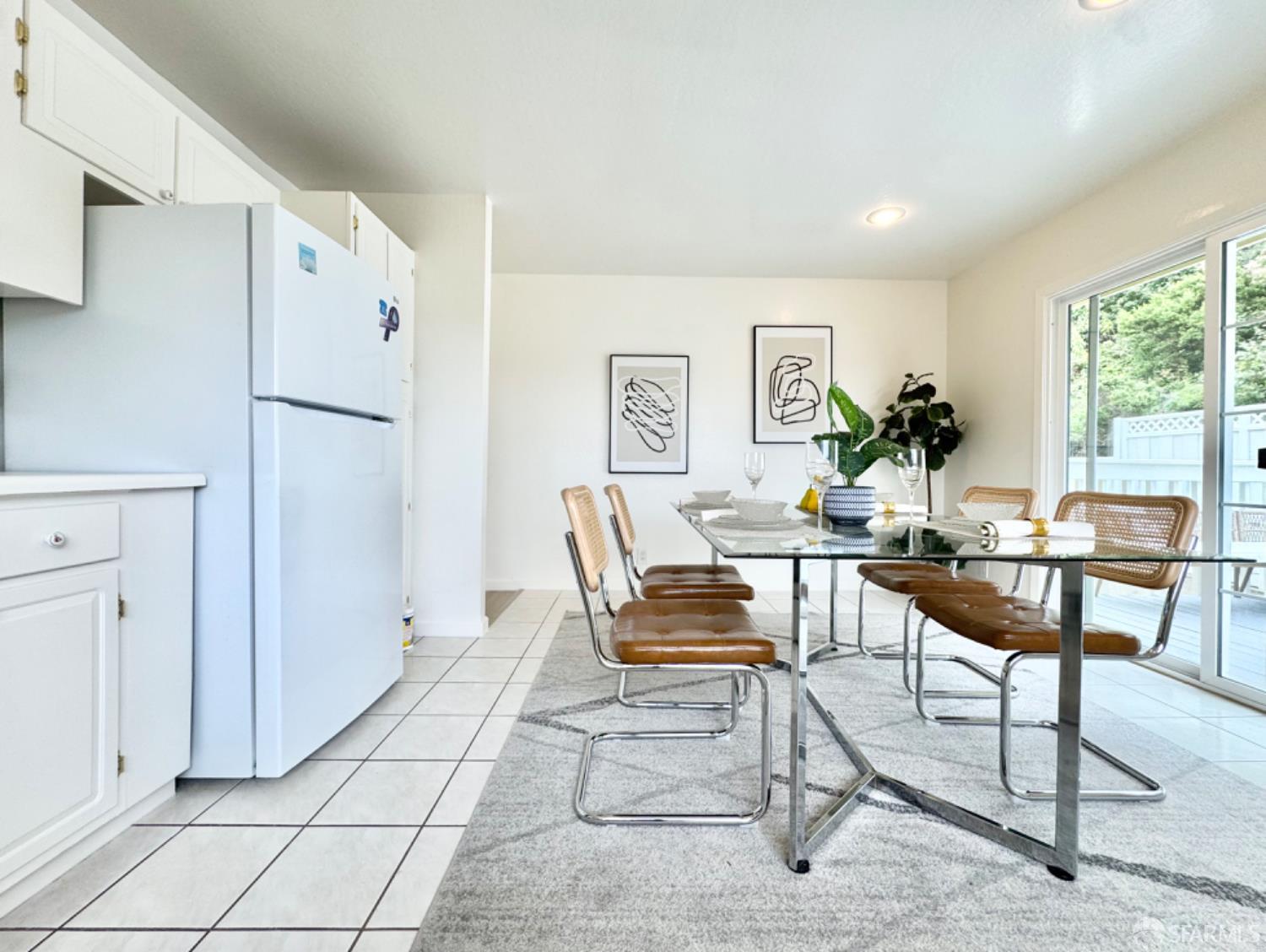 Detail Gallery Image 15 of 53 For 949 Yosemite Dr, Pacifica,  CA 94044 - 3 Beds | 2 Baths