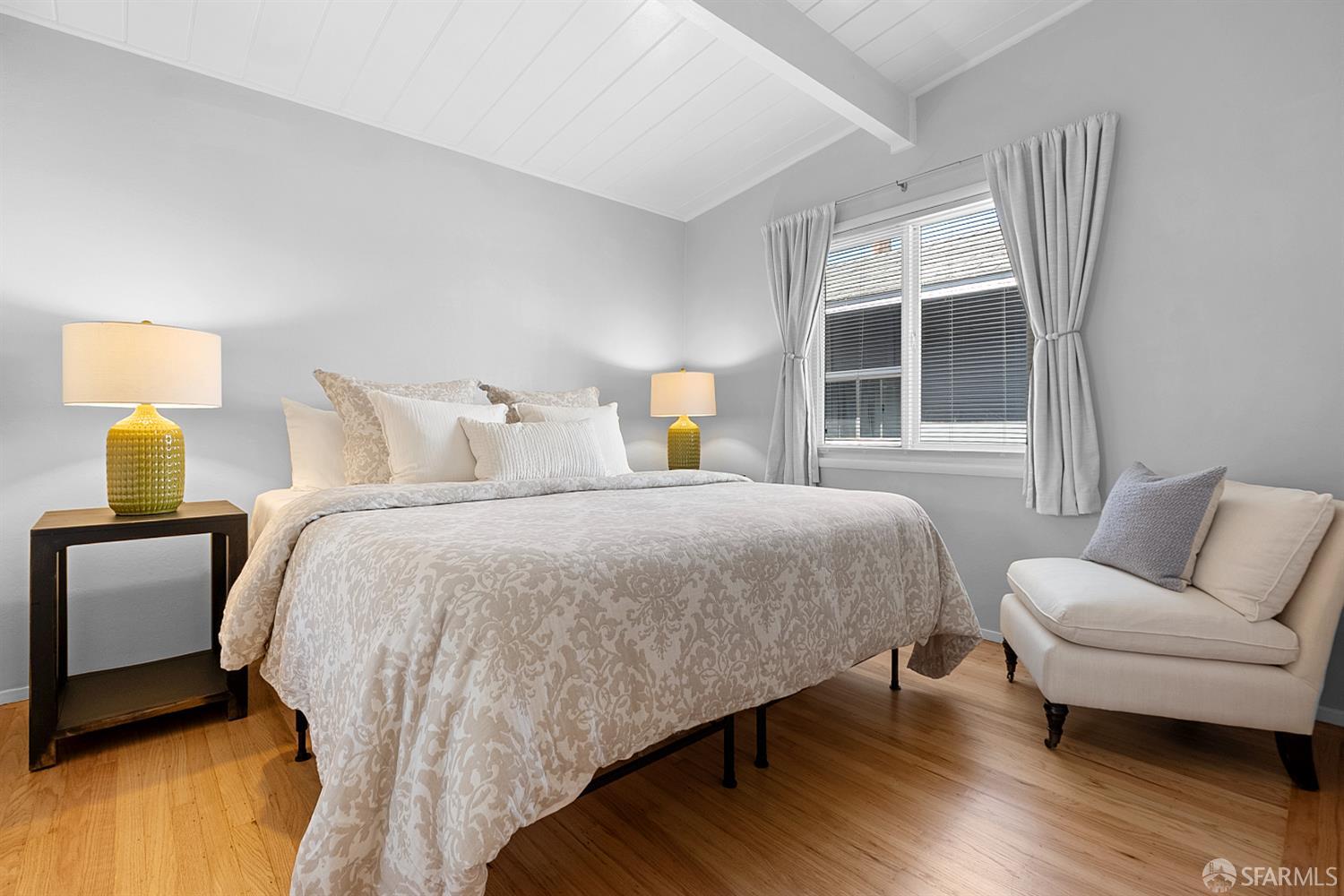 Detail Gallery Image 21 of 38 For 1811 Hamlet St, San Mateo,  CA 94403 - 3 Beds | 2 Baths
