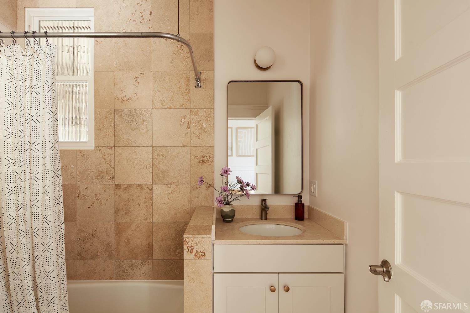 Detail Gallery Image 9 of 11 For 1600 Anza St, San Francisco,  CA 94118 - 1 Beds | 1 Baths