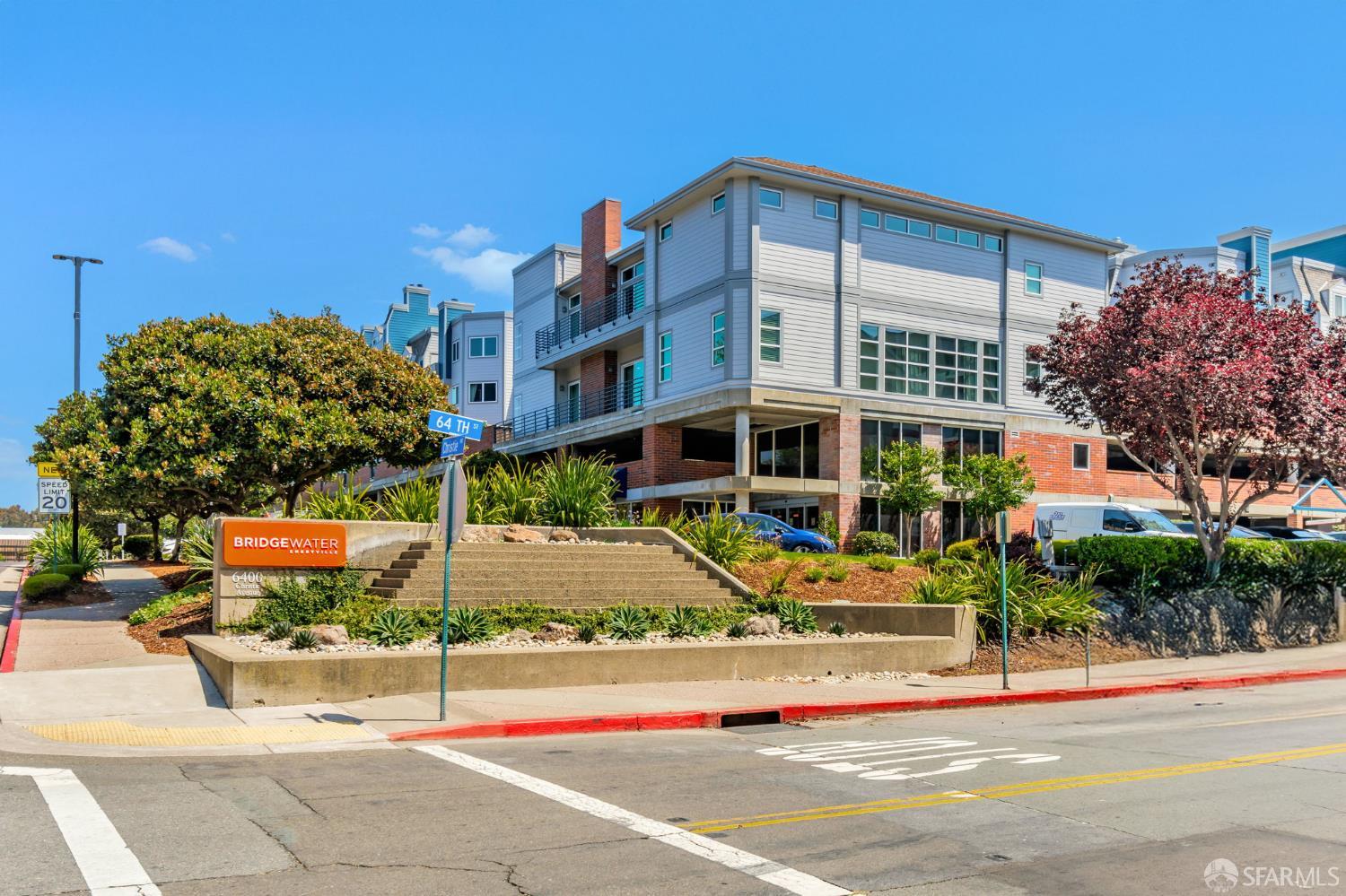 Detail Gallery Image 32 of 37 For 6400 Christie Ave #4415,  Emeryville,  CA 94608 - 1 Beds | 1 Baths