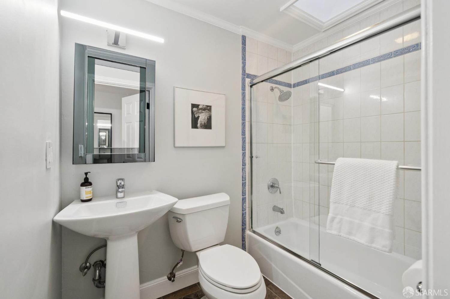 Detail Gallery Image 80 of 94 For 729 Douglass St, San Francisco,  CA 94114 - – Beds | – Baths