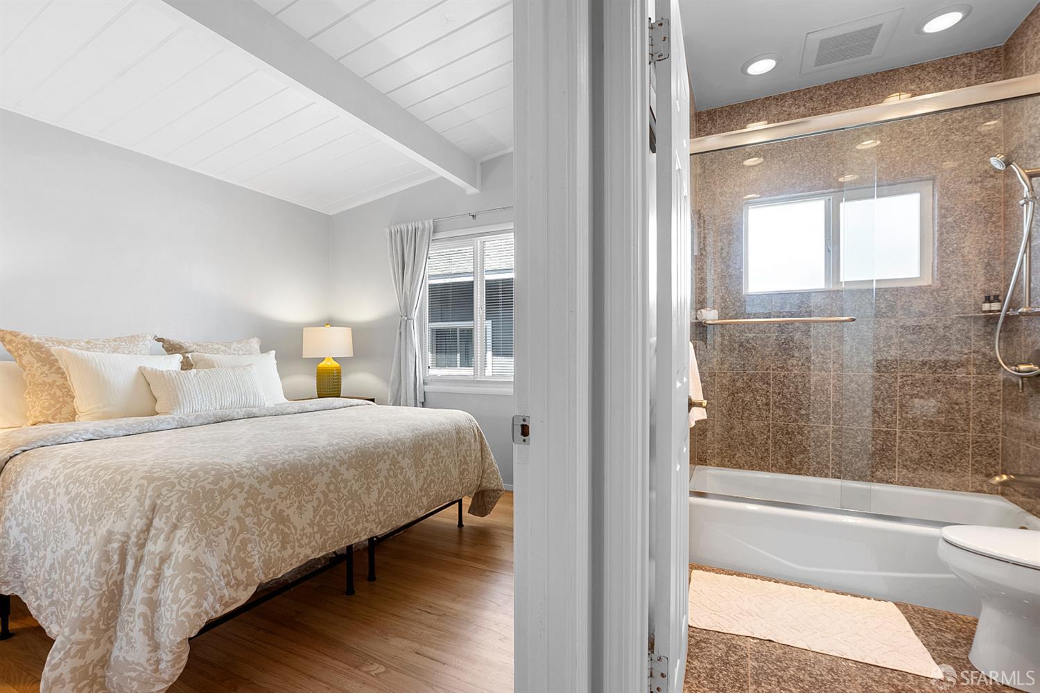 Detail Gallery Image 22 of 38 For 1811 Hamlet St, San Mateo,  CA 94403 - 3 Beds | 2 Baths
