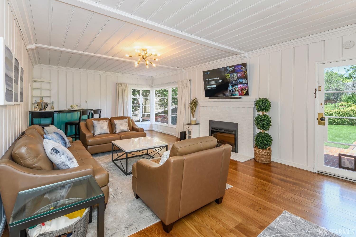 Detail Gallery Image 10 of 16 For 895 Darien Way, San Francisco,  CA 94127 - 4 Beds | 3/1 Baths