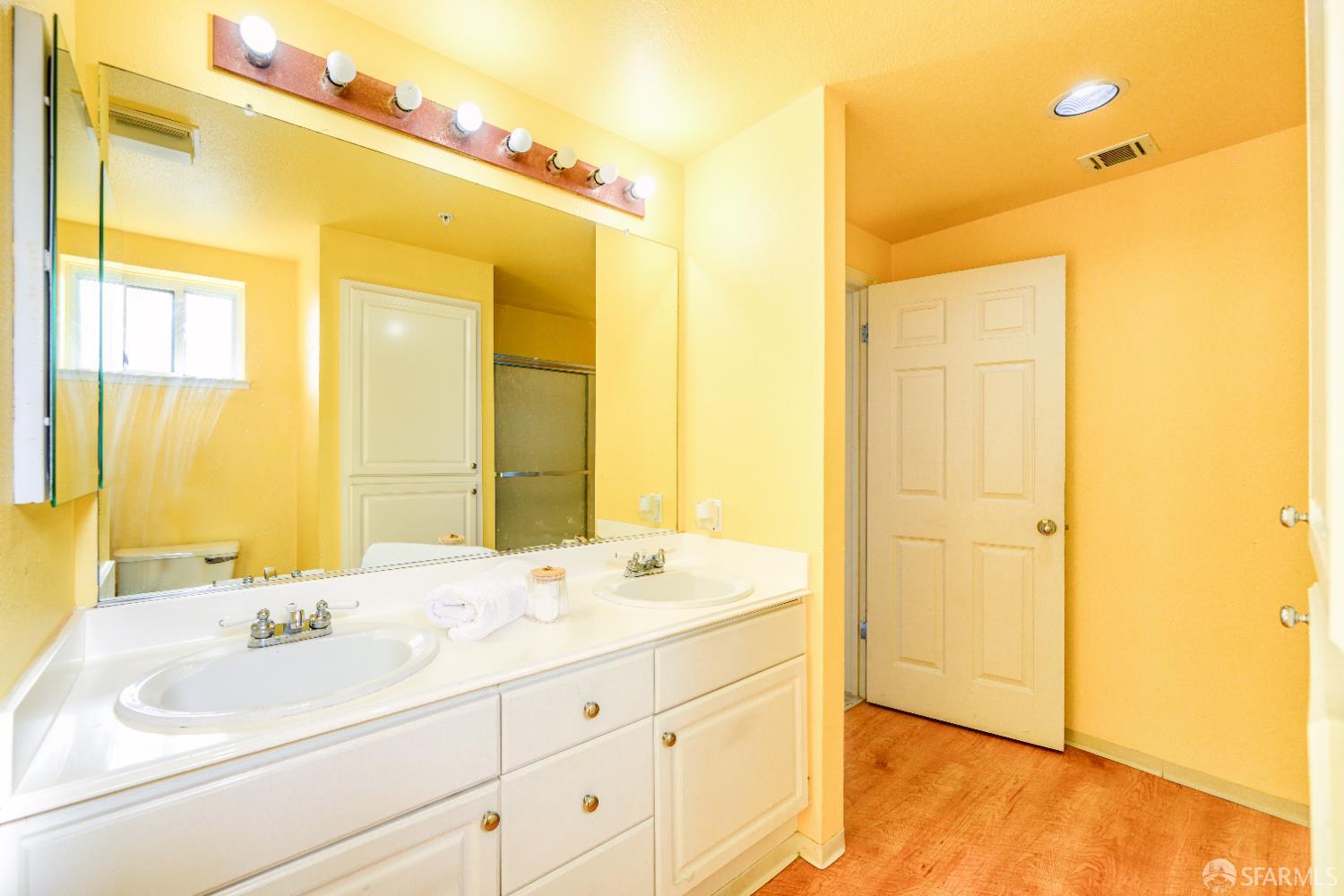 Detail Gallery Image 53 of 76 For 103 Stoneridge Ln #2210,  San Francisco,  CA 94134 - 3 Beds | 2 Baths