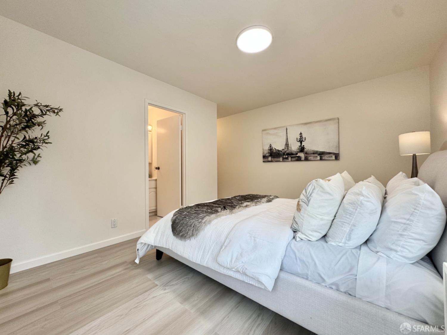 Detail Gallery Image 25 of 53 For 949 Yosemite Dr, Pacifica,  CA 94044 - 3 Beds | 2 Baths