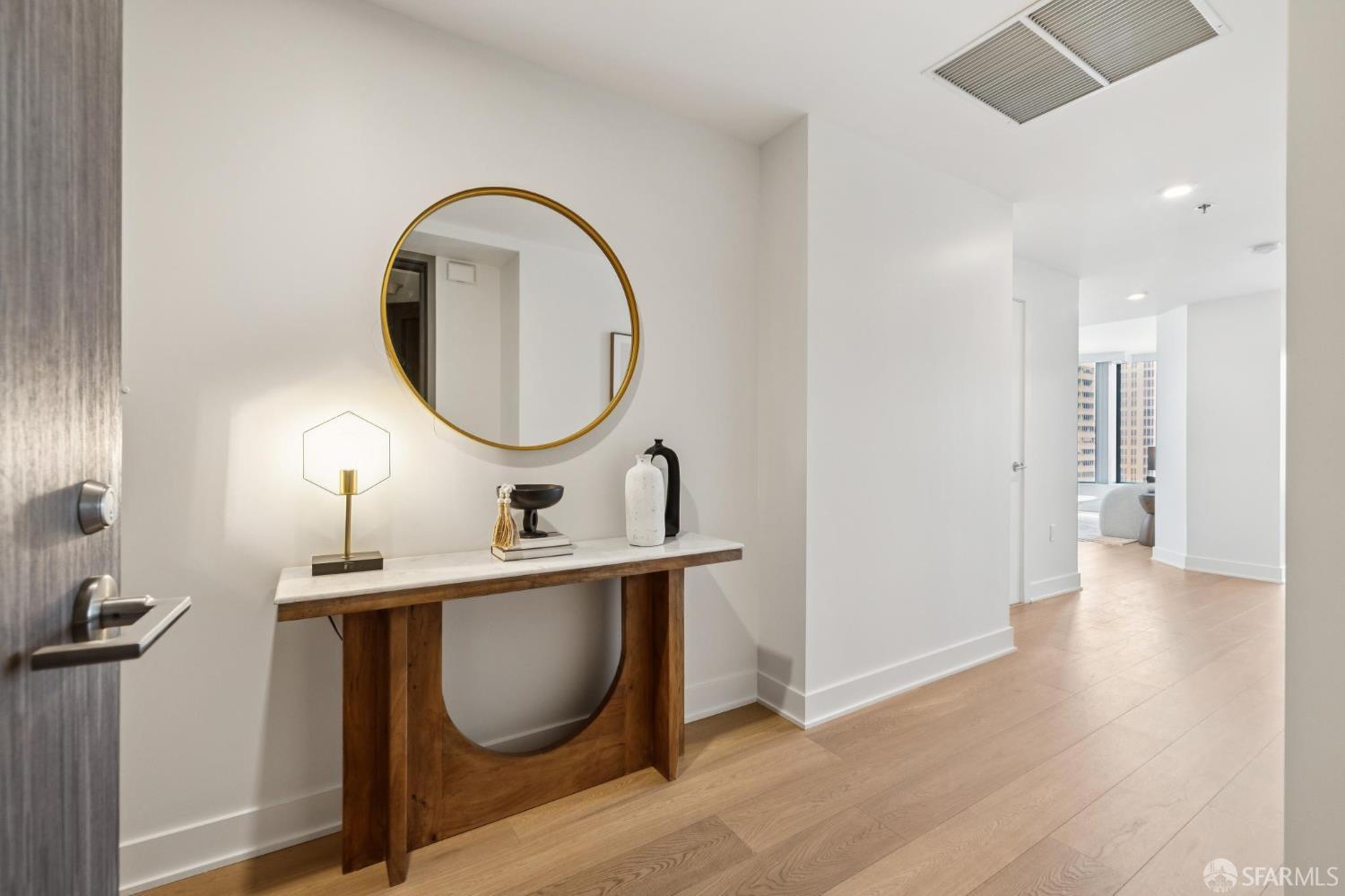 Photo #3: 425041662 Listing 