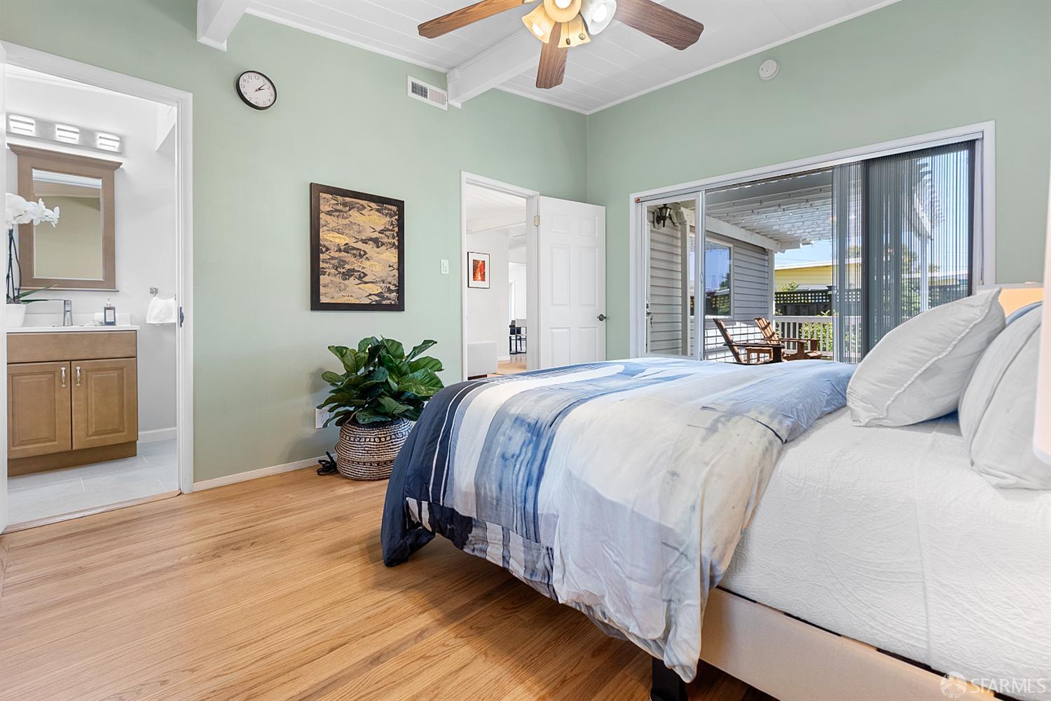 Detail Gallery Image 17 of 38 For 1811 Hamlet St, San Mateo,  CA 94403 - 3 Beds | 2 Baths