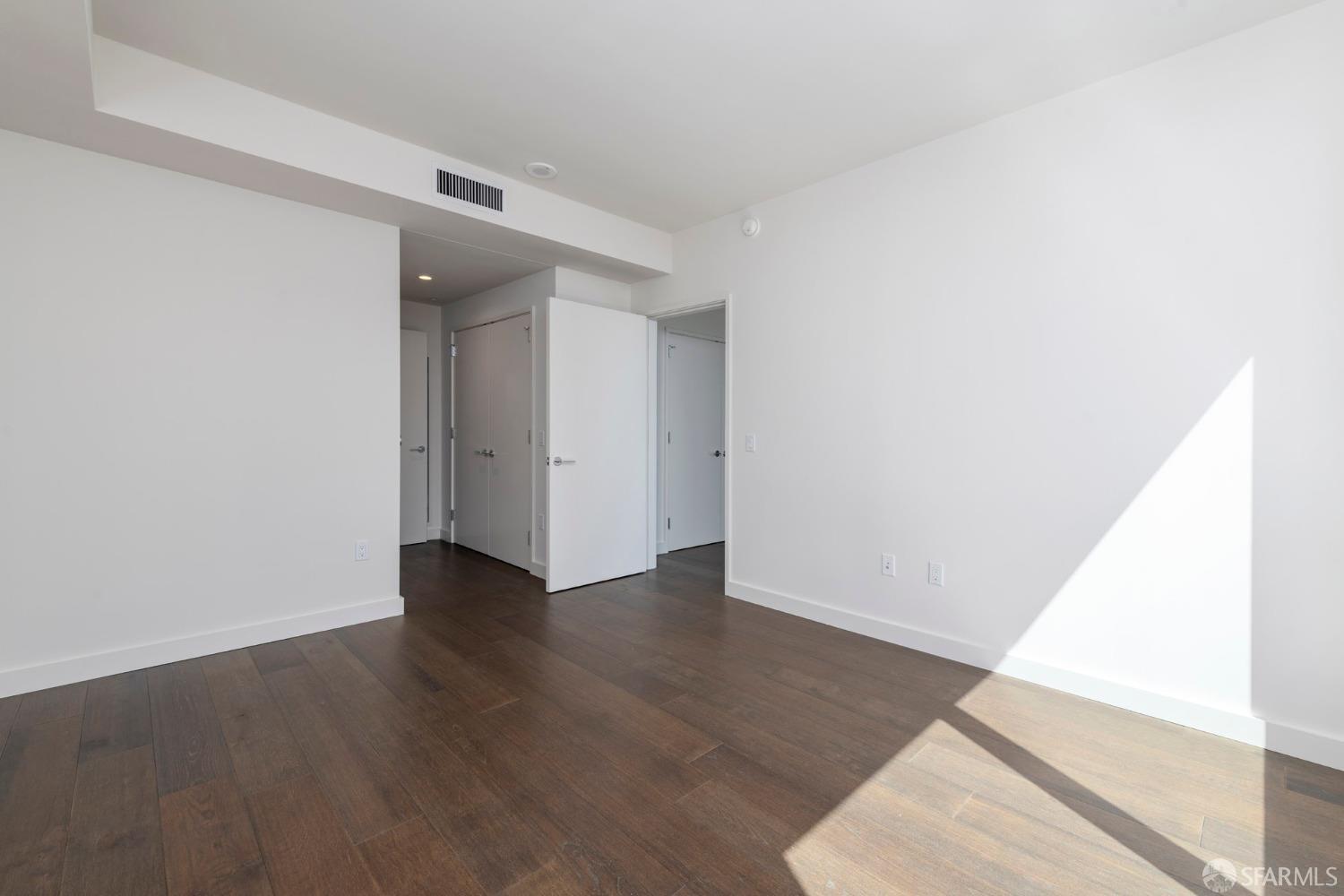 Detail Gallery Image 19 of 45 For 488 Folsom St #4305,  San Francisco,  CA 94105 - 2 Beds | 2/1 Baths