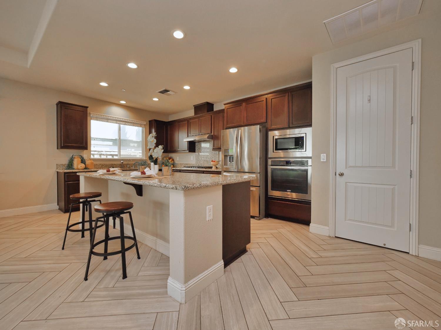 Detail Gallery Image 23 of 40 For 3022 Tampico Dr, Bay Point,  CA 94565 - 4 Beds | 2 Baths