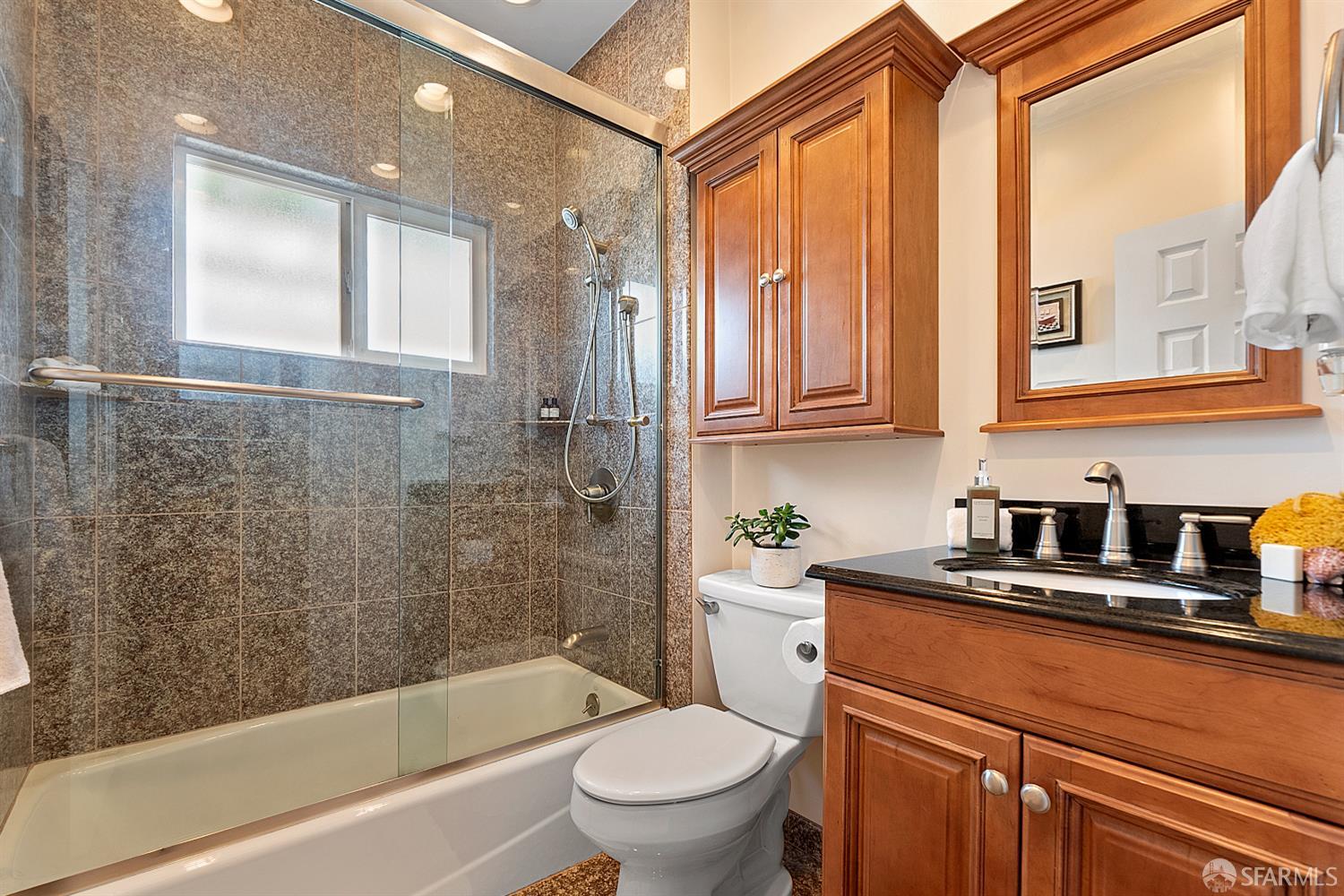 Detail Gallery Image 23 of 38 For 1811 Hamlet St, San Mateo,  CA 94403 - 3 Beds | 2 Baths