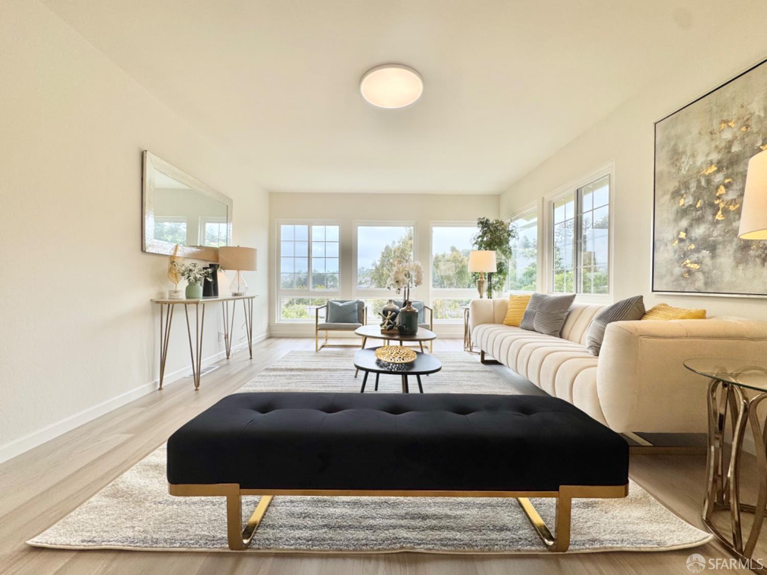 Detail Gallery Image 5 of 53 For 949 Yosemite Dr, Pacifica,  CA 94044 - 3 Beds | 2 Baths