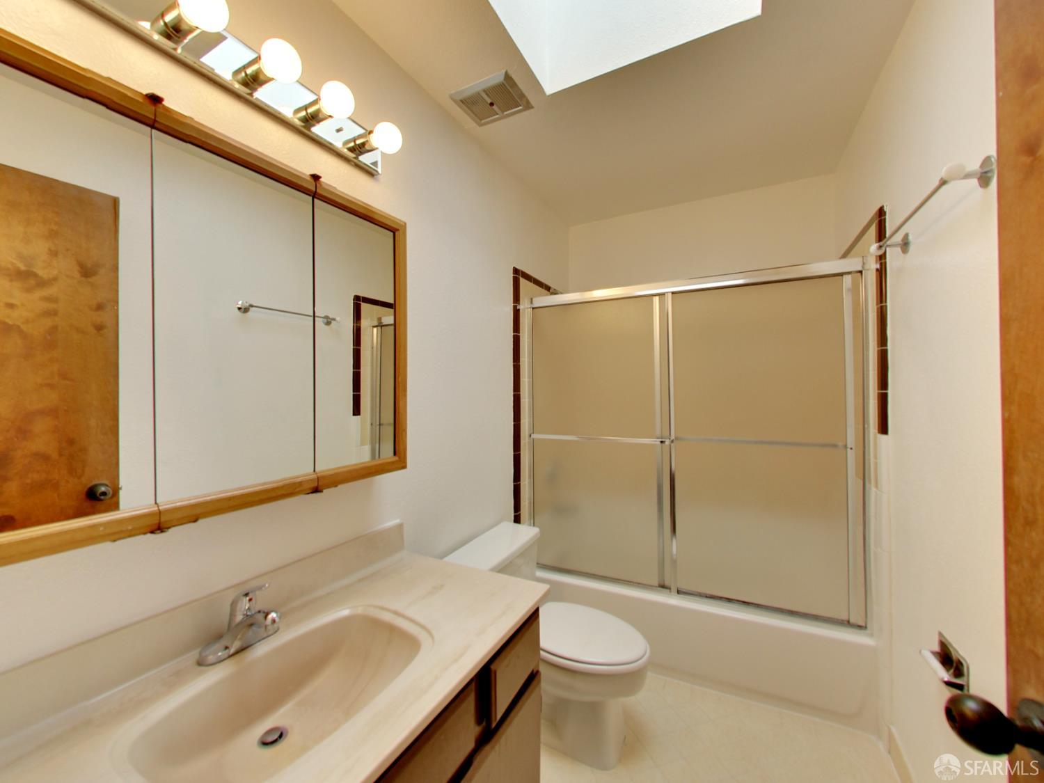 Detail Gallery Image 29 of 46 For 1279 41st Ave, San Francisco,  CA 94122 - – Beds | – Baths
