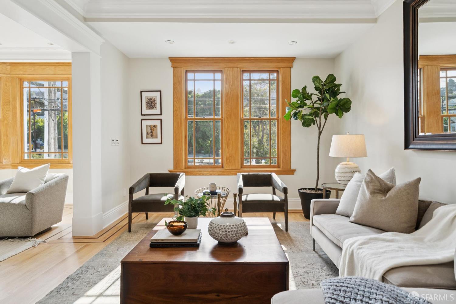 Detail Gallery Image 7 of 94 For 729 Douglass St, San Francisco,  CA 94114 - – Beds | – Baths